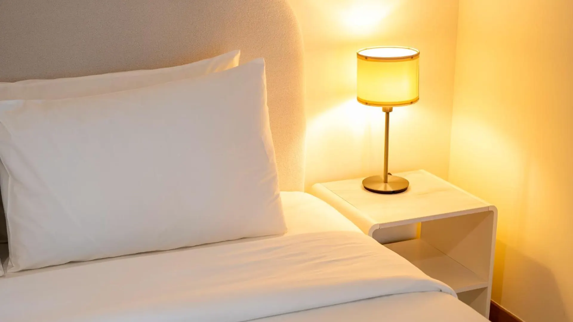 Spacious Upgraded & Elegant - 1Br Dubai United Arab Emirates