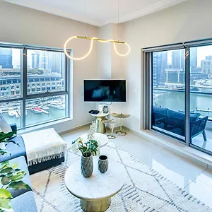 Bay Central, Marina Dubai