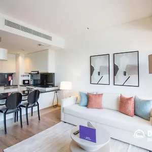 Dream Apartments- Premium 1br Connected To Marina Mall Dubai